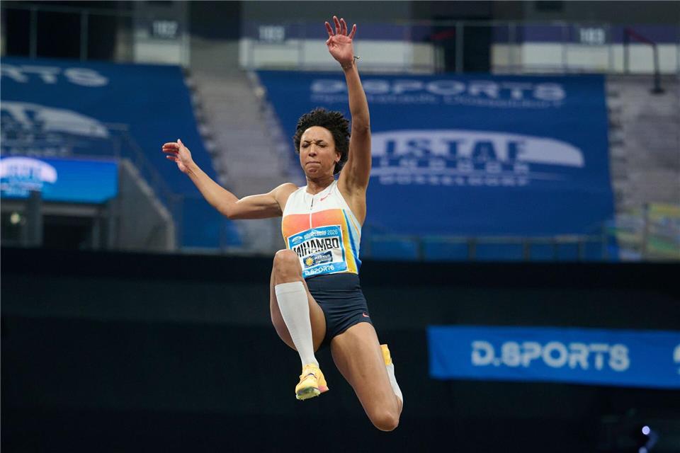Malaika Mihambo belegte beim Istaf Indoor in Düsseldorf den dritten Rang.Bernd Thissen/dpa