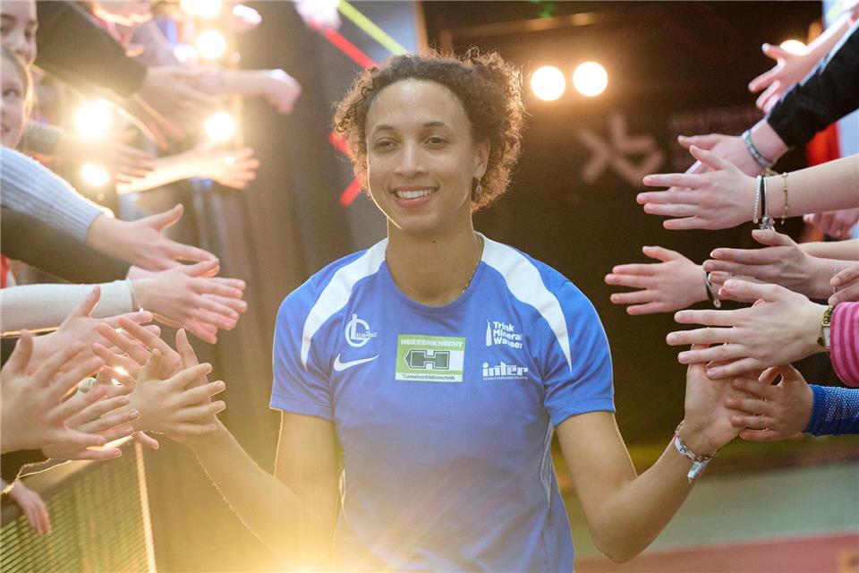 Malaika Mihambo wurde zum neunten Mal in Folge deutsche Hallenmeisterin.Bernd Thissen/dpa