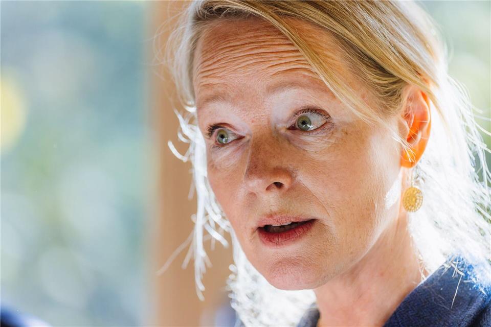 Man bekomme den Wolf nicht in den Griff, sagt Umweltministerin Thekla Walker (Grüne). (Archivbild)Philipp von Ditfurth/dpa