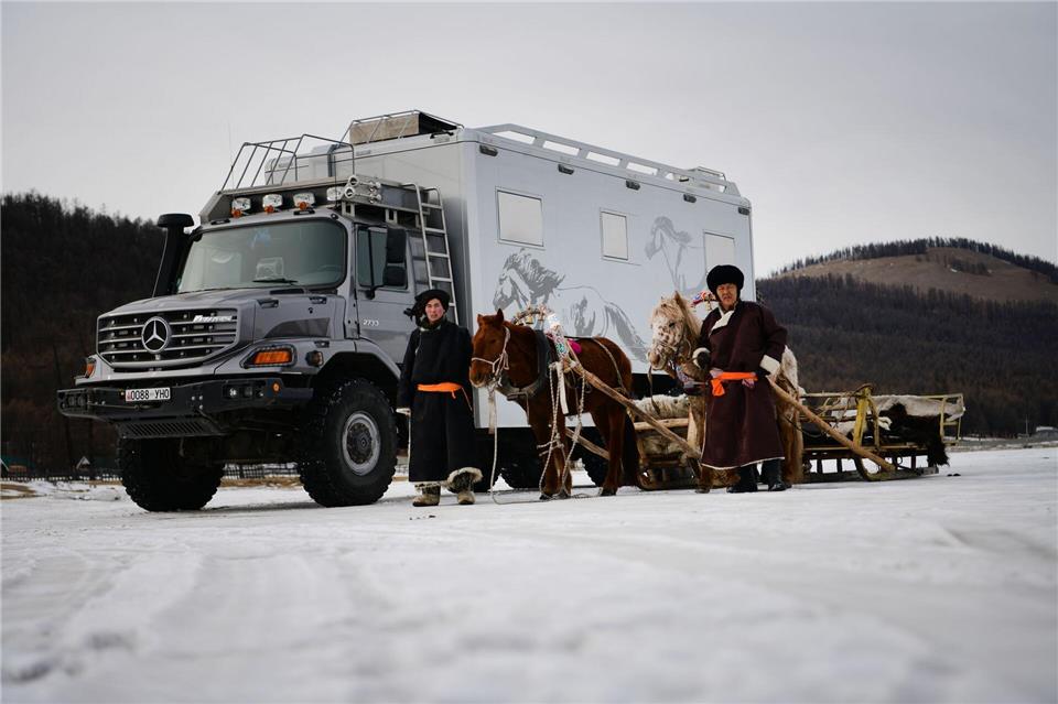 Man kann auch anders, wenn man will: Die mongolischen Nomaden sind ebenfalls perfekt gerüstet.Fabian Hoberg/dpa-tmn