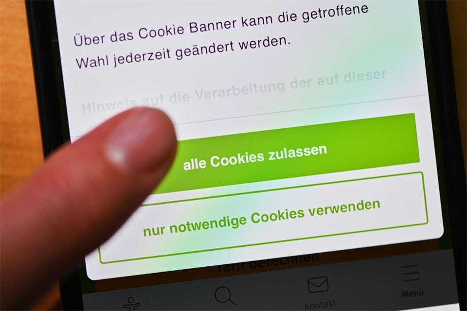 Manche Cookies werden automatisch gespeichert, andere müssen genehmigt werden. (Symbolfoto) Patrick Pleul/dpa