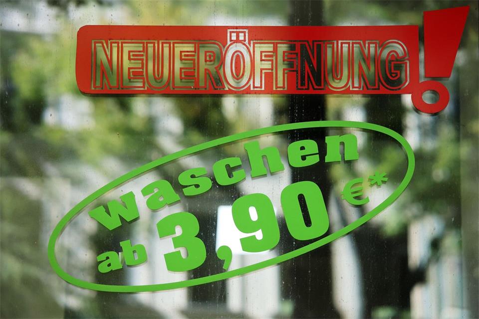 Mancher Betreiber von Waschsalons expandiert und öffnet neue Filialen wie hier in Leipzig. Jan Woitas/dpa
