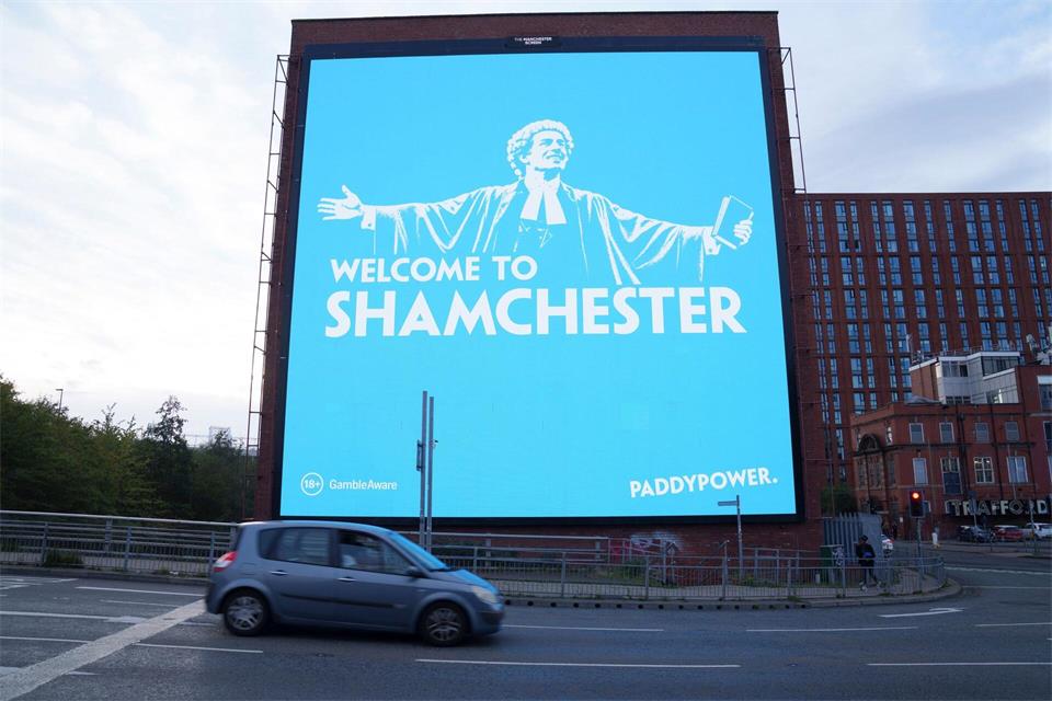 Manchester City steht wegen des Finanz-Skandals schwer in der Kritik. (Archivbild)Jon Super/AP/dpa