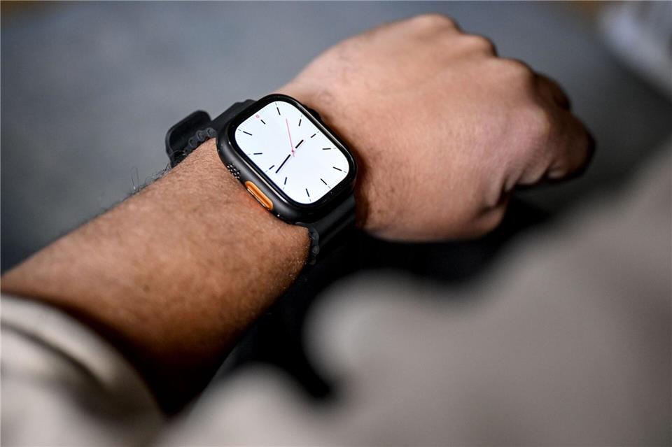 Manchmal drängt die Zeit. (Symbolbild)Britta Pedersen/dpa