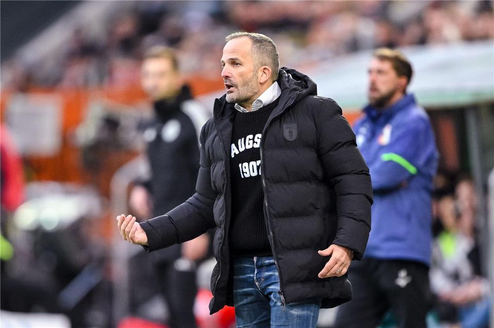 Manuel Baum hilft beim FC Augsburg als Trainer aus.Harry Langer/dpa