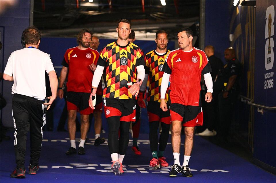 Manuel Neuer geht in der Nationalmannschaft wieder voran. Tom Weller/dpa