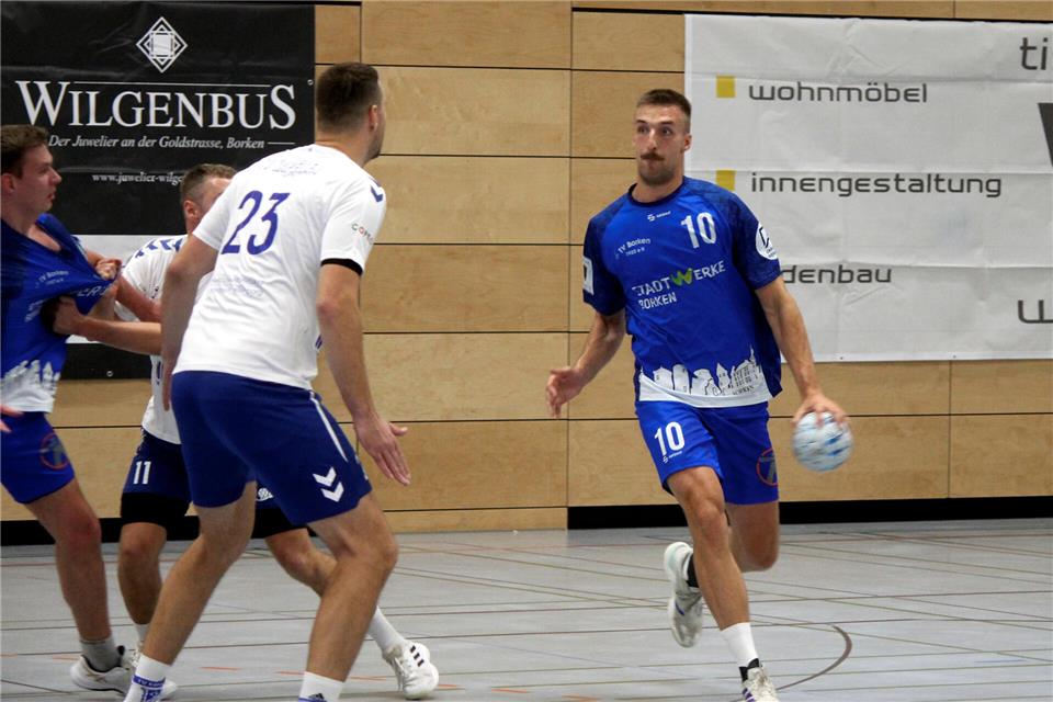 Marcel Beckmann und der TV Borken sind am Sonntag bei TB Oberhausen zu Gast.