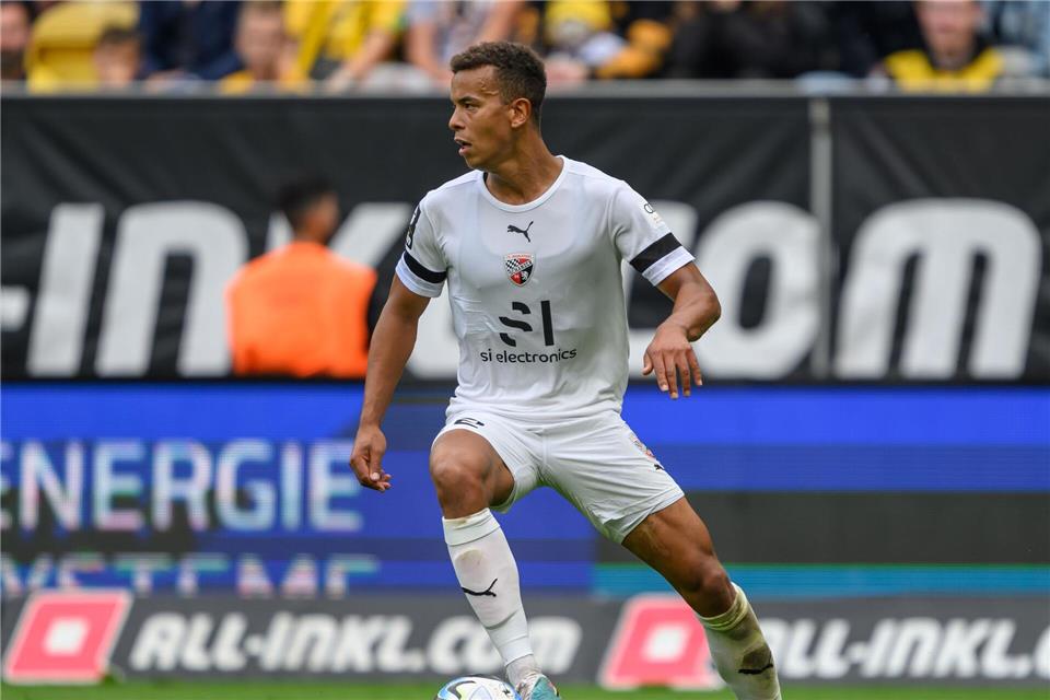 Marcel Costly verlässt den FC Ingolstadt und spielt künftig zweitklassig. (Archivbild)Robert Michael/dpa