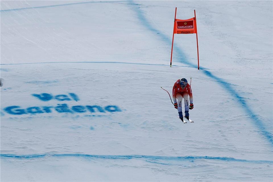 Marco Odermatt zeigte auf der Saslong-Piste wieder mal eine famose Fahrt.Gabriele Facciotti/AP/dpa