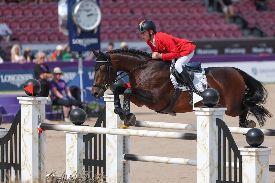 Marcus Ehning als Deutscher Meister zum CHIO in Aachen Marcus Ehning mit seinem Oldenburger Hengst Stargold.