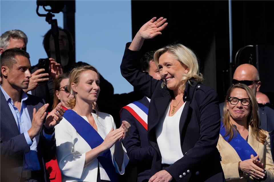 Marine Le Pen will Frankreichs nächste Präsidentin werden. (Archivbild)Michel Euler/AP/dpa
