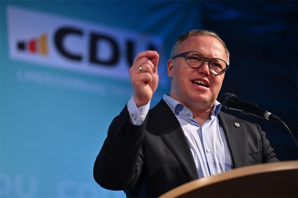 Mario Voigt stellt sich Wiederwahl als CDU-Chef in Thüringen (Archivbild). Martin Schutt/dpa