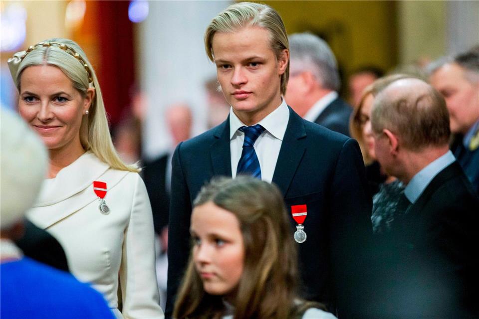 Marius Borg Høiby, der Sohn von Kronprinzessin Mette-Marit aus einer früheren Beziehung, ist in 38 Punkten angeklagt - unter anderem wegen Vergewaltigung. Vegard Wivestad Grott/NTB SCANPIX/EPA/dpa