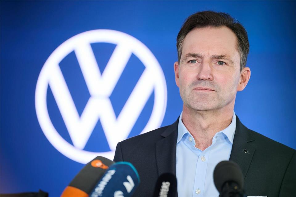 Markenchef Schäfer will mit dem „Volkswagen Boost 2030“ den Konzernumbau vorantreiben. (Archivbild)Annette Riedl/dpa