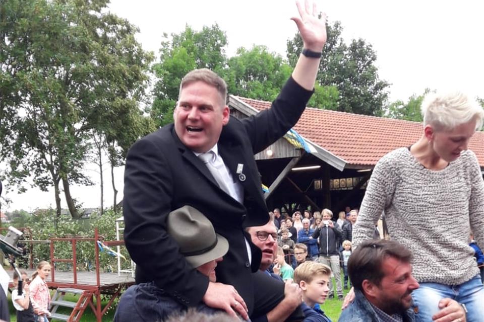 Markus Boyer holte den Vogel von der Stange.