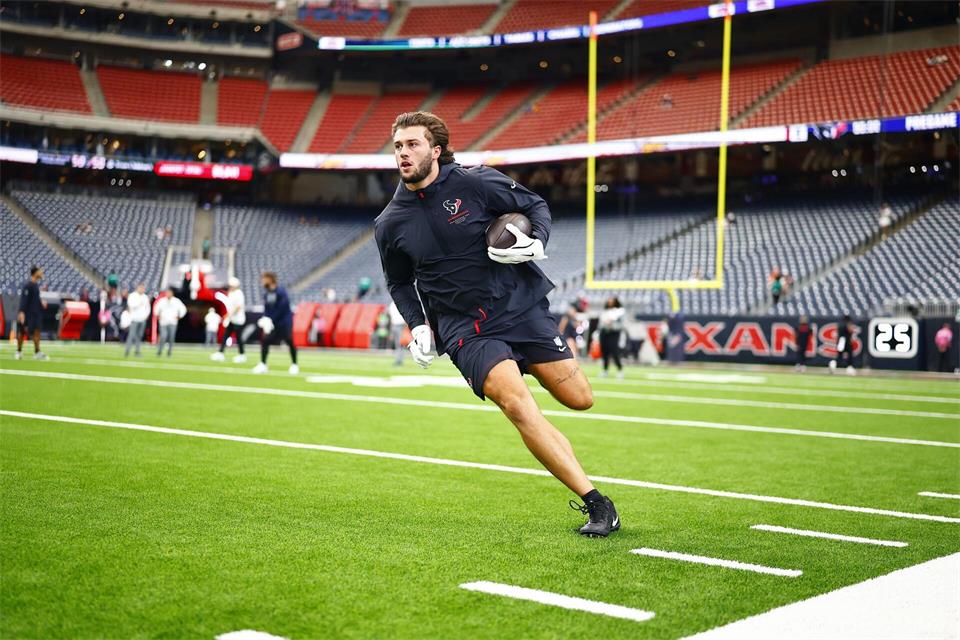 Marlin Klein darf auf sein NFL-Debüt hoffen.-/Houston Texans/dpa