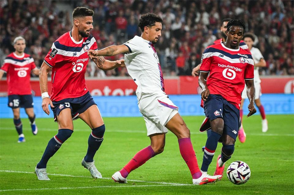 Marquinhos rettete Paris mit seinem späten Ausgleich vor einem kompletten Fehlstart. Matthieu Mirville/ZUMA Press Wire/dpa