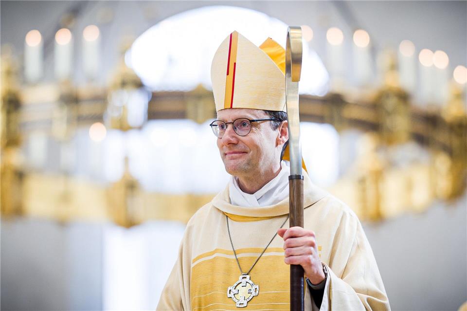Martin Marahrens, neuer Bischof des Bistums Hildesheim, steht im Dom.Moritz Frankenberg/dpa