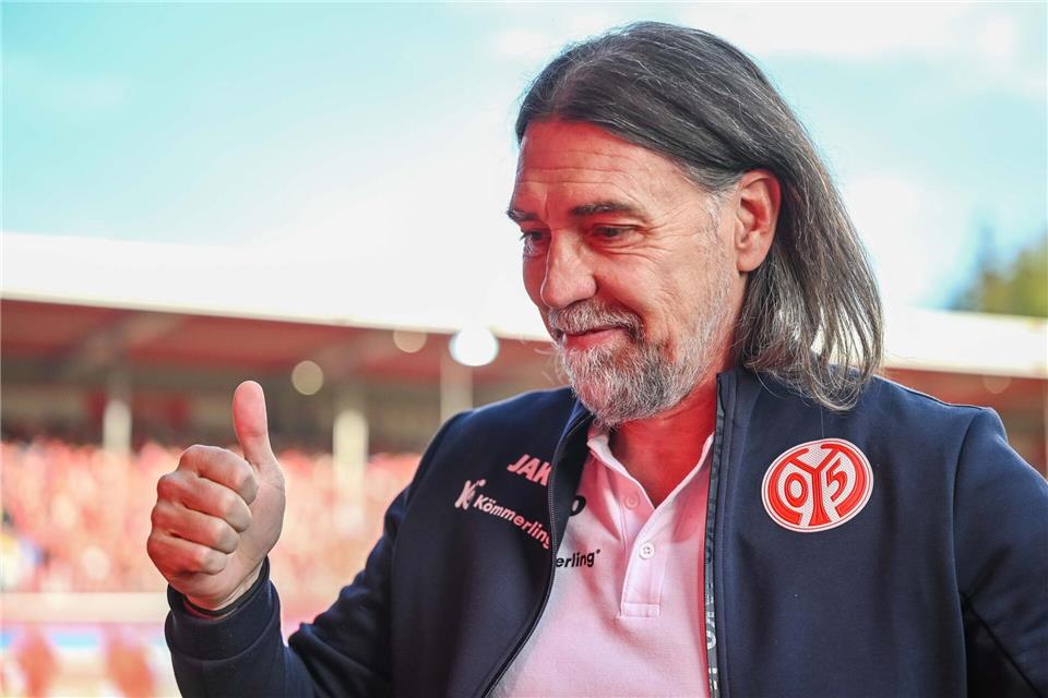 Martin Schmidt lässt seine Tätigkeit für den FSV Mainz 05 künftig komplett ruhen.Harry Langer/dpa