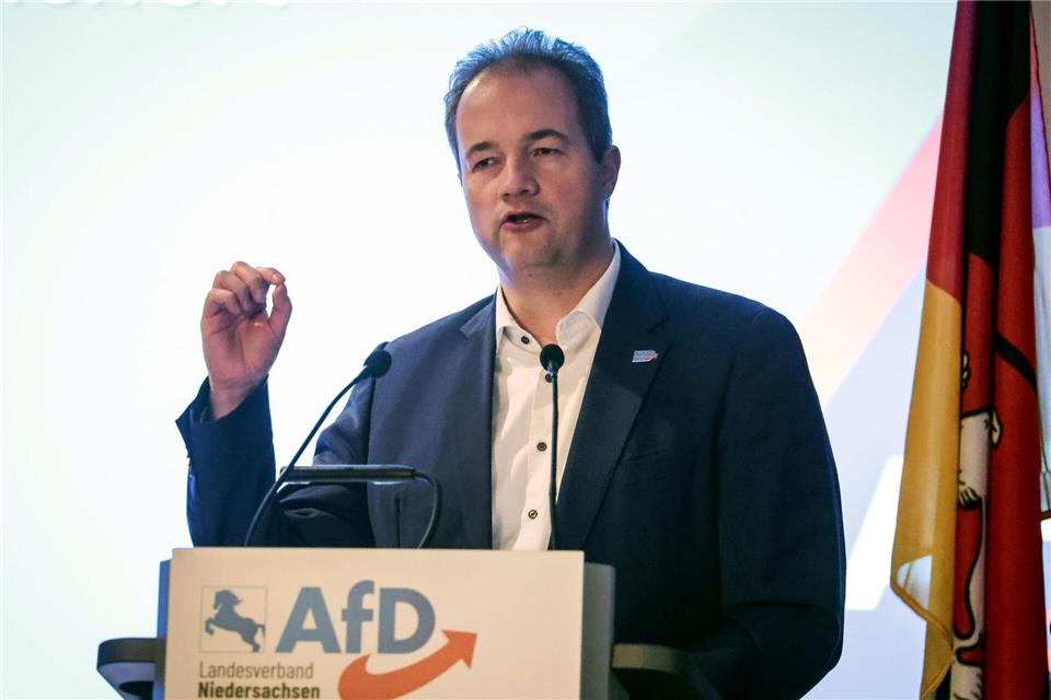Martin Sichert (AfD) darf nicht als Landrat kandidieren. (Archivfoto)Focke Strangmann/dpa