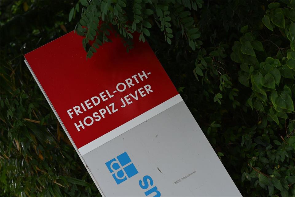 Martina Müller arbeitete nach eigenen Angaben als Verwaltungsfachkraft in einem Hospiz in Jever. (Archivbild) Lars Penning/dpa