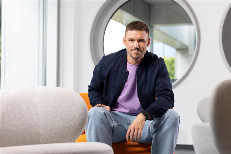 Marvin Fischer gibt sein Debüt als Moderator bei „hallo deutschland“,Jana Kay/ZDF/dpa