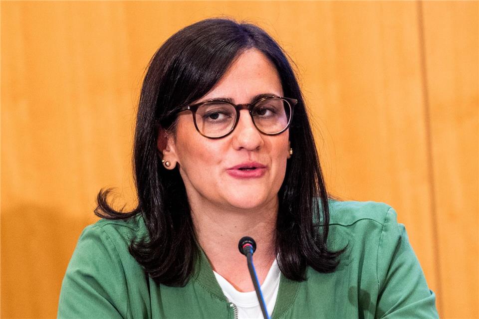 Maryam Blumenthal hat zum Frauentag die Lage der Frauen in Deutschland und weltweit beklagt. (Archivbild)Daniel Bockwoldt/dpa