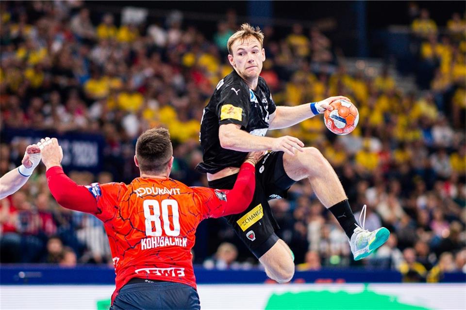 Füchse und Flensburg erreichen Finale der European League Mathias Gidsel (r) und die Füchse stehen erneut im Finale der European League.