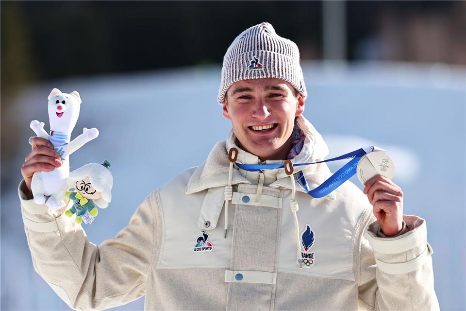 Mathis Desloges freut sich über Silber.Daniel Karmann/dpa
