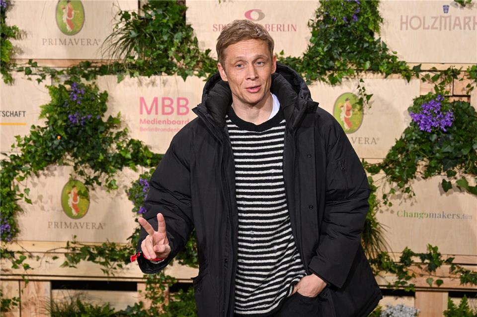 Matthias Schweighöfer gibt Musiktipps für Autofahrten in einer lauen Sommernacht. (Archivbild)Christophe Gateau/dpa