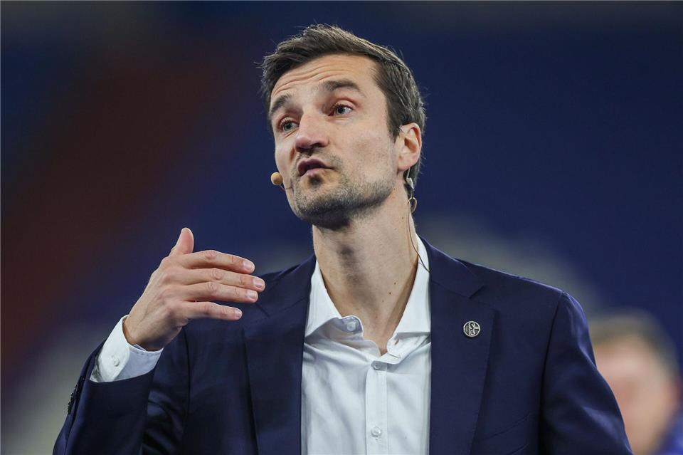 Matthias Tillmann sieht eine neue Einigkeit beim FC Schalke. (Archivbild)Tim Rehbein/dpa