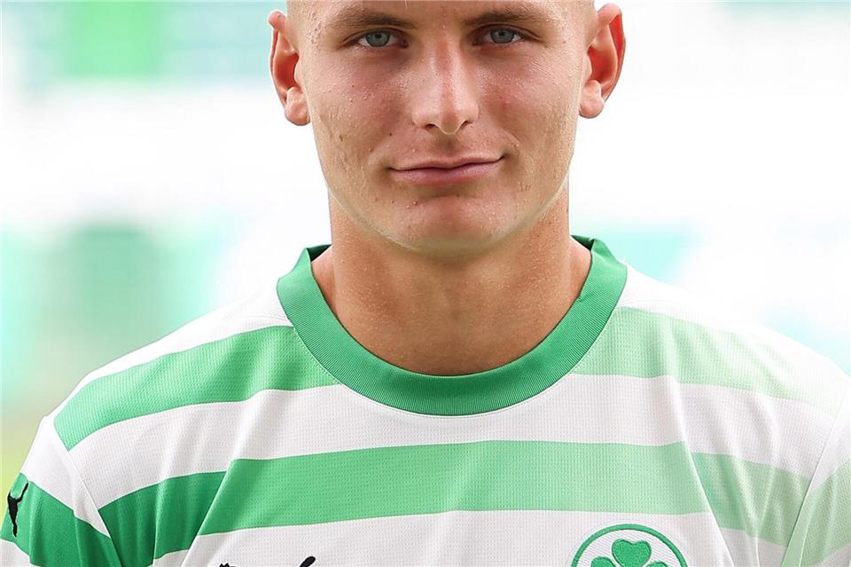 Matti Wagner verlängert in Fürth und spielt in Aachen.Daniel Löb/dpa