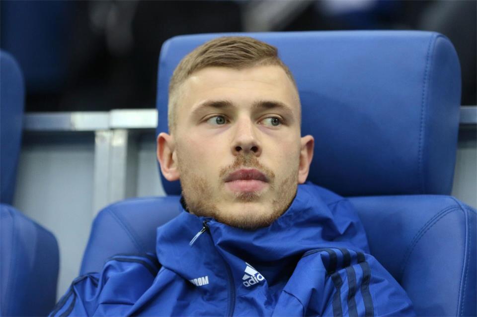 Max Meyer wechselt zu Rot-Weiß Oberhausen in die Regioanlliga West. (Archivbild)Ina Fassbender/dpa