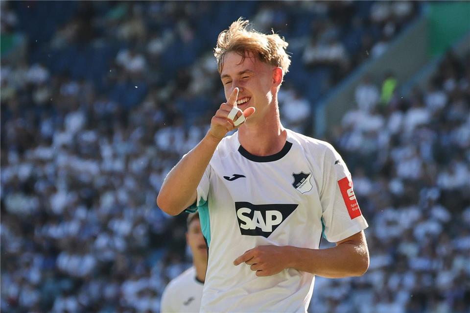 Max Moerstedt hat seinen Vertrag bei der TSG Hoffenheim verlängert. (Archivbild)Christian Charisius/dpa