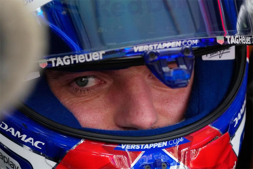 Max Verstappen hält nichts von den Formel-1-Kühlwesten. (Archivbild)Vincent Thian/AP/dpa