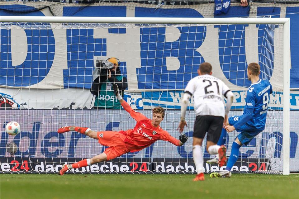 Torflaute beendet: Magdeburg schlägt Münster 2:0  Maximilian Breunig (r) trifft zum 1:0 vorentscheidenden für MagdeburgAndreas Gora/dpa