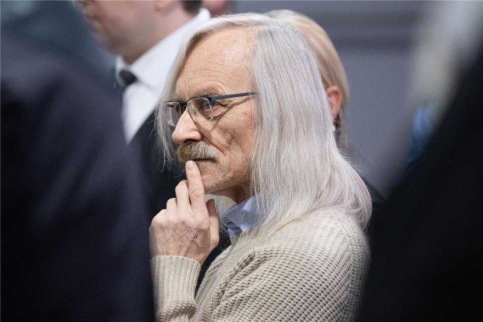 Maximilian Eder äußerte sich schon an mehreren Prozesstagen zu seiner Person und den Vorwürfen der Bundesanwaltschaft. (Archivbild)Boris Roessler/dpa-Pool/dpa