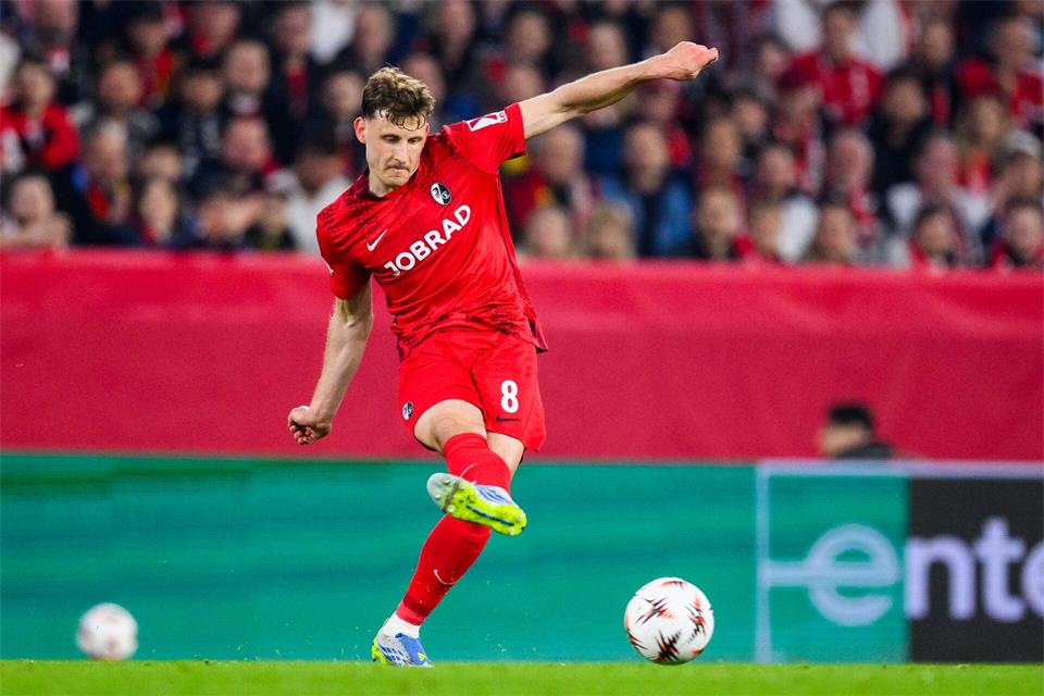 Maximilian Eggestein unterschrieb einen neuen Vertrag beim SC Freiburg. (Archivbild) Tom Weller/dpa