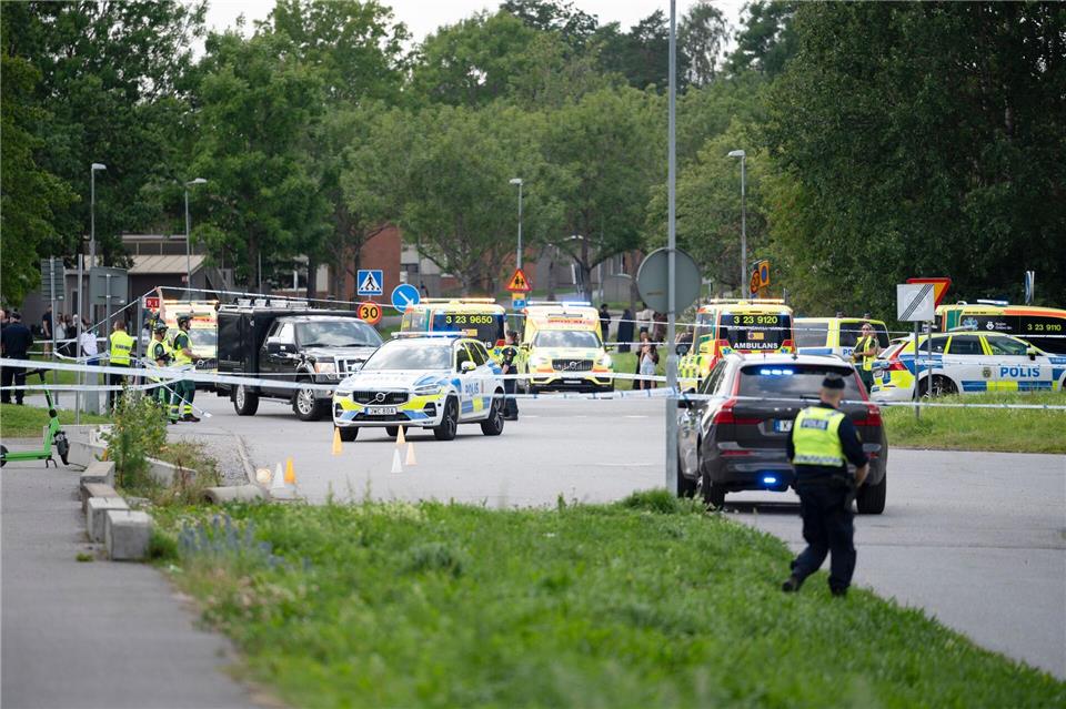 Medienberichten zufolge fand ein Freitagsgebet in der Moschee statt, als es zu dem Vorfall kam.Filip Grönroos/TT NEWS AGENCY/AP/dpa