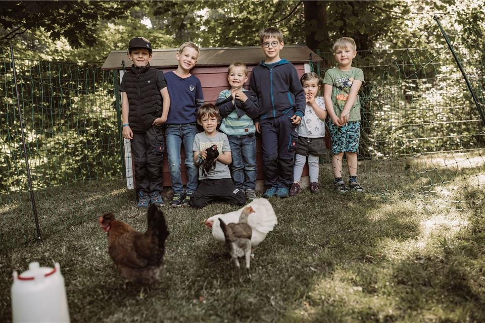 „Meet the Huhn“: Die Kinder hatten Spaß an der Aktion.