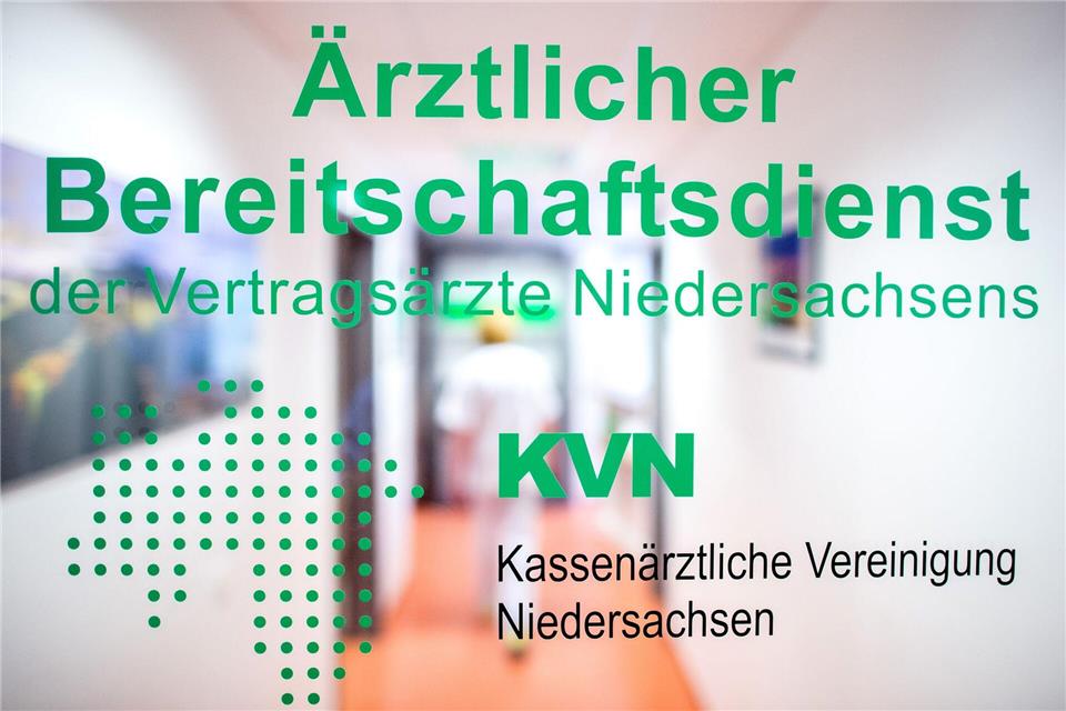 Mehr Telemedizin, weniger Hausarztbesuche: Die Umstellung des ärztlichen Bereitschaftsdienstes in Niedersachsen läuft nach Einschätzung der Kassenärztlichen Vereinigung gut. (Symbolbild)Hauke-Christian Dittrich/dpa