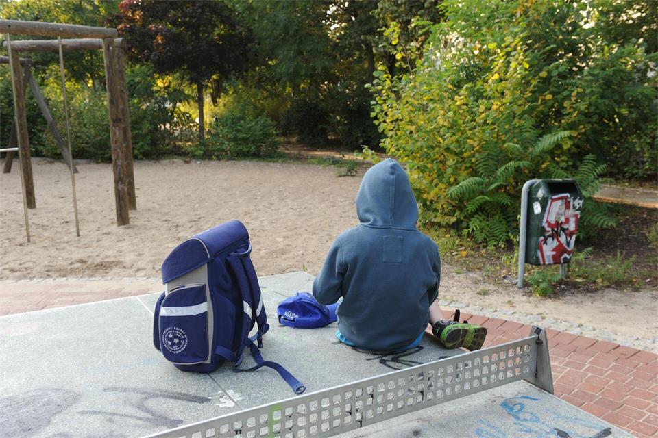 Mehr Verfahren gegen Schulschwänzer in Sachsen. (Symbolbild)Jens Kalaene/dpa-Zentralbild/dpa