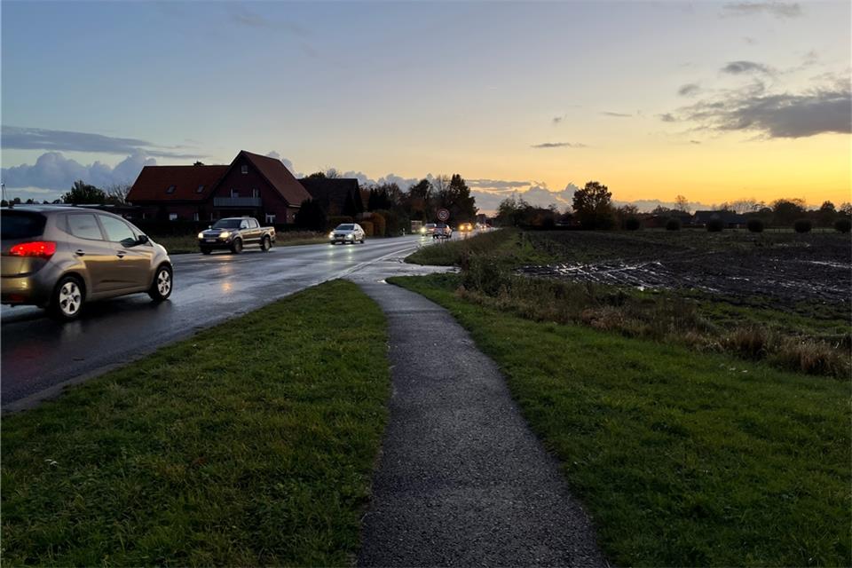 Mehr Verkehrssicherheit soll nach dem Umbau des Radwegen an der Bahnhofstraße geboten werden.