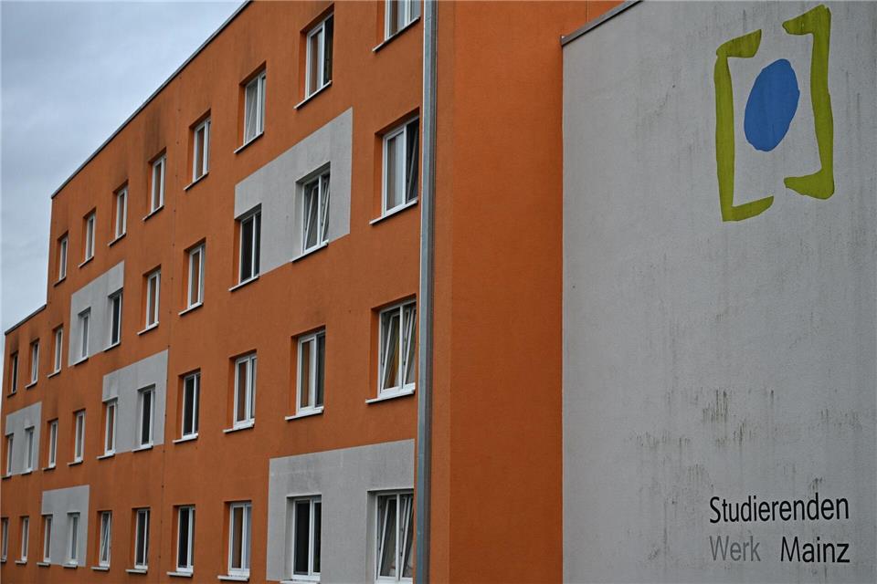 Warten auf ein Bett: Wohnheime zum Semesterstart fast voll Mehr als 4.000 Plätze im Wohnheim gibt es in Mainz.Michael Brandt/dpa
