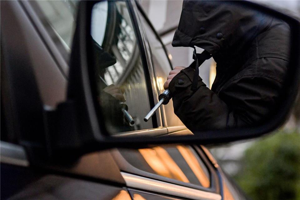 Mehr als 600 kaskoversicherte Auto wurden im vergangenen Jahr in Baden-Württemberg gestohlen. (Symbolbild)Axel Heimken/dpa