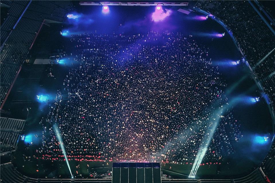 Mehr als 6500 Männer und Frauen sorgten in Auckland für einen neuen Weltrekord.-/Smoke Photo And Video/dpa