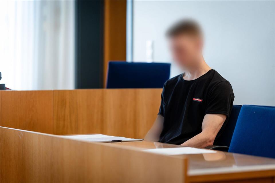 Mehr als ein Jahr nach einem Unfall mit drei Toten hatte der Prozess begonnen.Christoph Schmidt/dpa