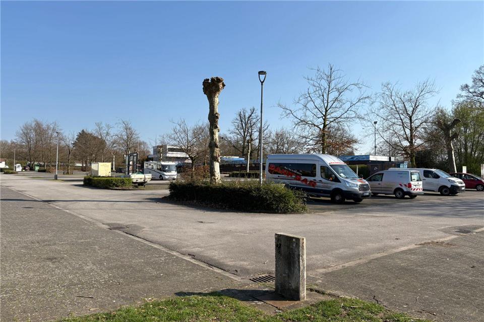 Mehr öffentliche E-Ladesäulen, zum Beispiel auf dem Parkplatz am Freibad, schlug nun die SPD-Fraktion im Rat vor.