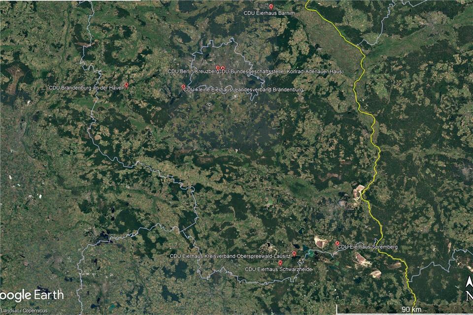 Mehrere CDU-Geschäftsstellen in Brandenburg haben bei Google Maps den Zusatz Eierhaus getragen.-/Google/dpa