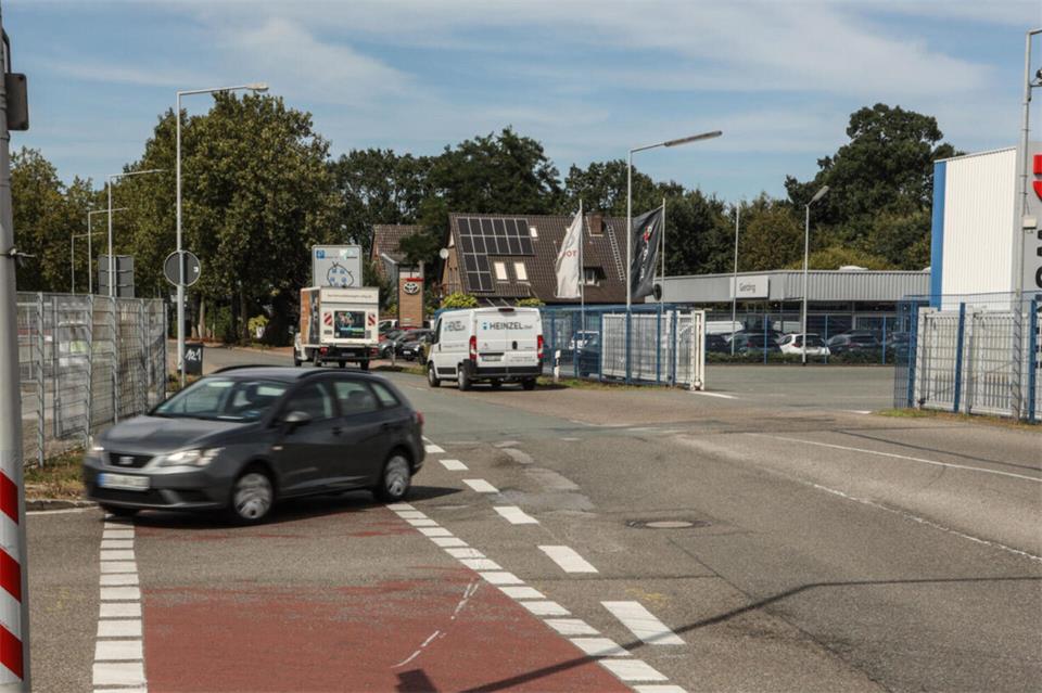 Mehrere Schadstellen auf der Franzstraße und dem Radweg werden beseitigt. Daher wird auch der Anschluss an die B67 gesperrt.